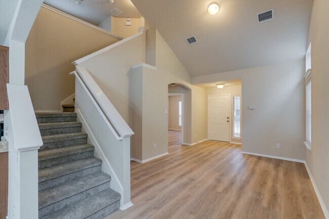 1504 Big Thicket Dr Cedar Park, TX 78613 photo 2