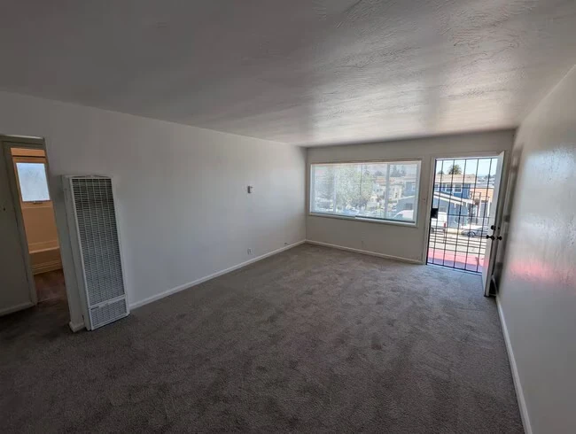 1745 21st Ave Oakland, CA 94606 photo 3