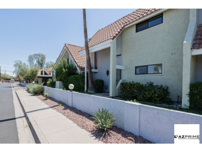 4710 N 10th Pl Phoenix, AZ 85014 photo 3