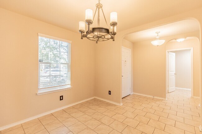 1744 Emerald Edge San Antonio, TX 78245 photo 5