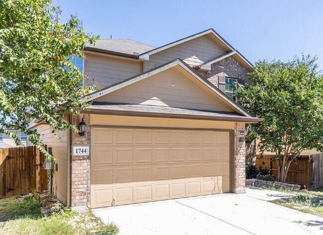 1744 Emerald Edge San Antonio, TX 78245 photo 2