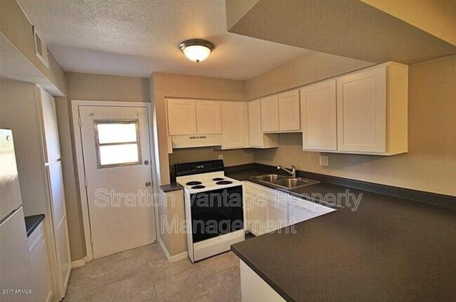 810 E Colter St Phoenix, AZ 85014 photo 4