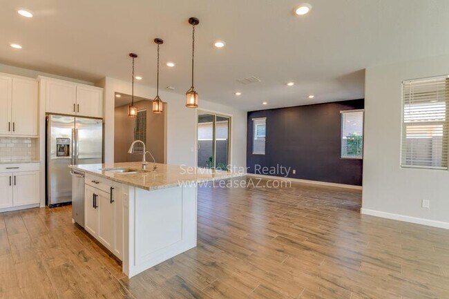 9923 E Thornbush Ave Mesa, AZ 85212 photo 4