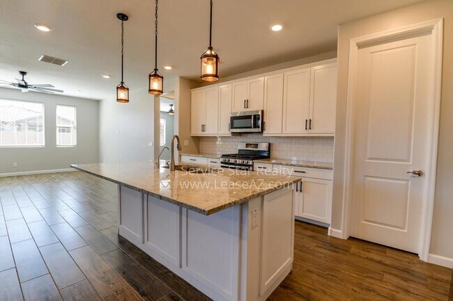 9923 E Thornbush Ave Mesa, AZ 85212 photo 5