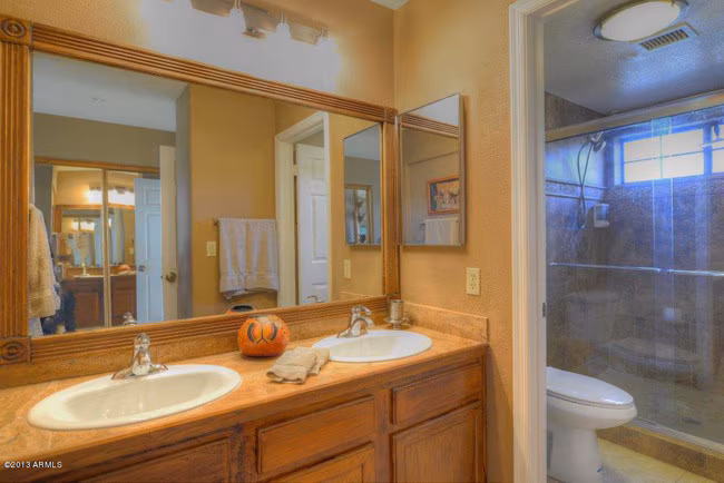 7893 E Joshua Tree Ln Scottsdale, AZ 85250 photo 5