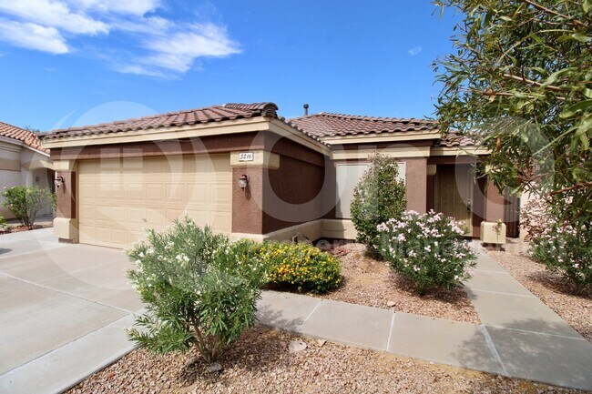 5216 E Florian Ave Mesa, AZ 85206 photo 2