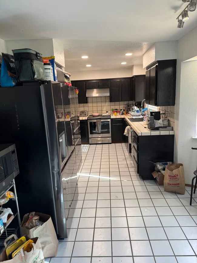 400 Redrock Dr Antioch, CA 94509 photo 4