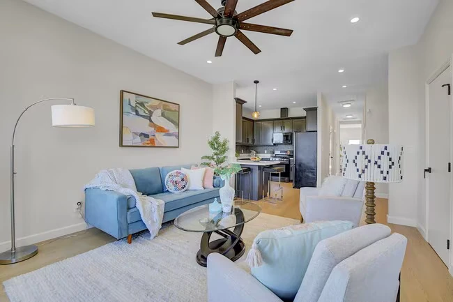 3107 Filbert St Oakland, CA 94608 photo 4