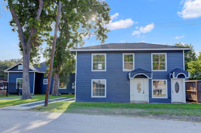 808 Oakhurst Street, Houston, TX 77023 photo 2