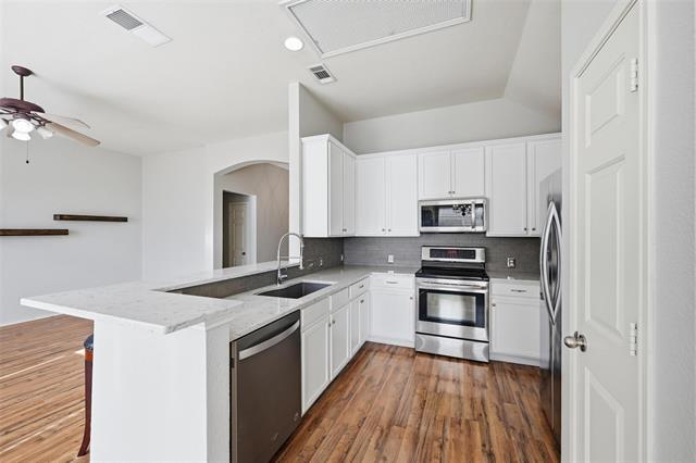 1020 Hay Stack Ct Little Elm, TX 75068 photo 5