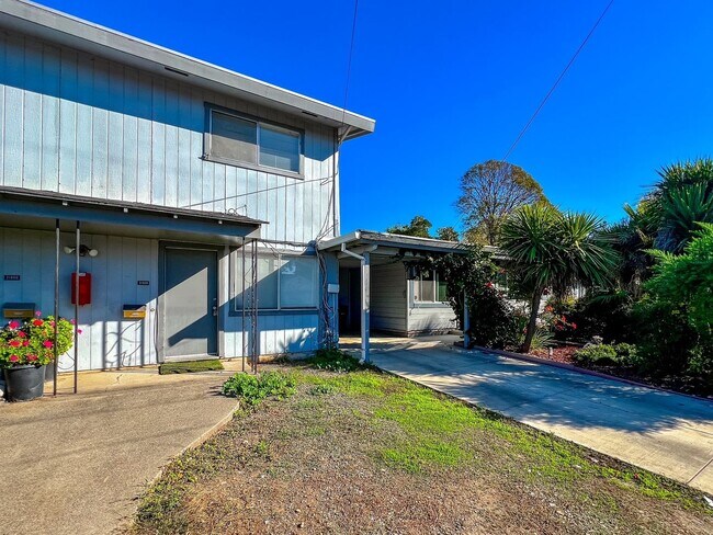 2186a-2192 Parrish Rd Napa, CA 94559 photo 2