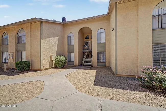 5236 W Peoria Ave Glendale, AZ 85302 photo 2