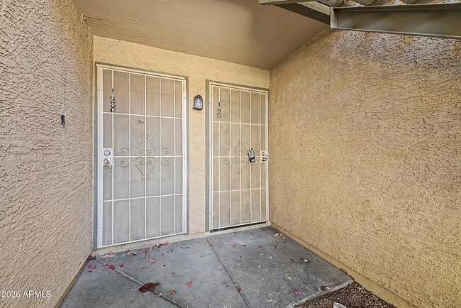 5236 W Peoria Ave Glendale, AZ 85302 photo 4
