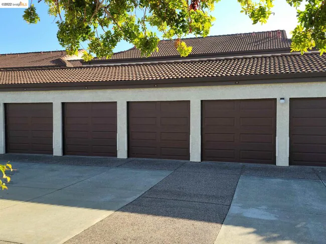 21103 Gary Drive, Castro Valley, CA 94546 photo 4