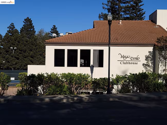 21103 Gary Drive, Castro Valley, CA 94546 photo 3