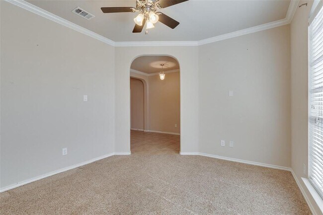 2001 Frosted Willow Lane, Fort Worth, TX 76177 photo 5