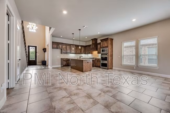 740 Sandbox Drive, Aubrey, TX 76227 photo 4