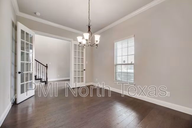 740 Sandbox Drive, Aubrey, TX 76227 photo 2