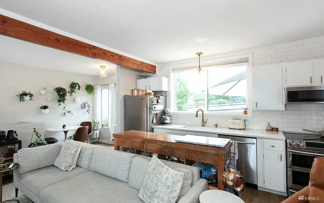2606 East Madison Street, Seattle, WA 98112 photo 2