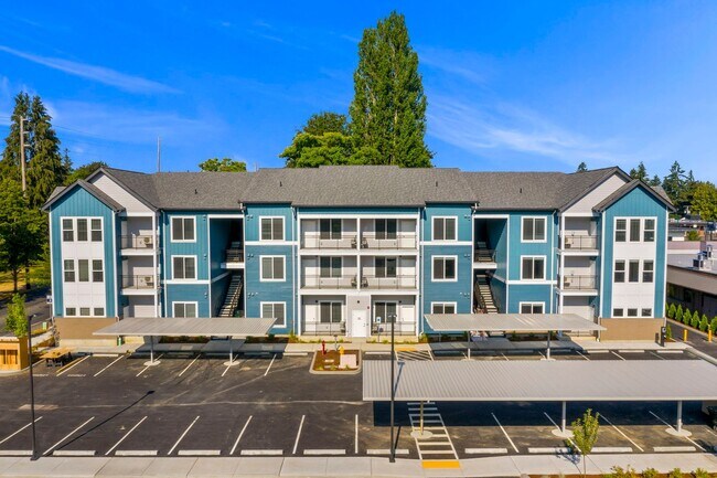 350 North Apartments photo 5