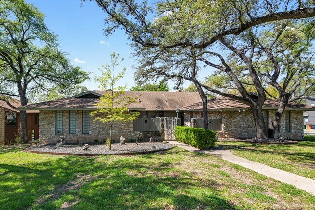 2100 Rabb Rd Austin, TX 78704 photo 2