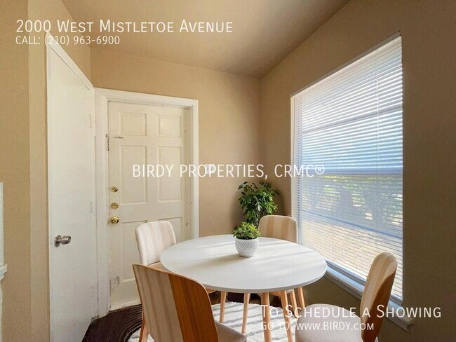 2000 W Mistletoe Ave San Antonio, TX 78201 photo 4