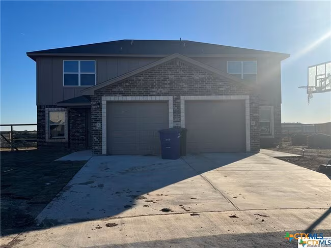 1919 Castroville Trl Copperas Cove, TX 76522 photo 2