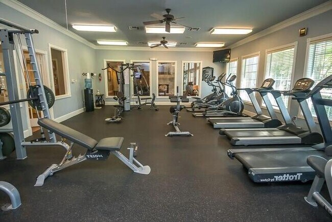 1215 W Slaughter Ln Austin, TX 78748 photo 5