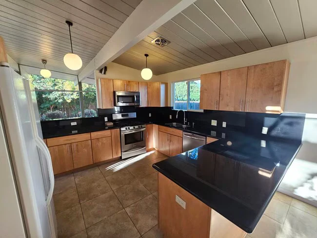 4100 Wilson Ln Concord, CA 94521 photo 5
