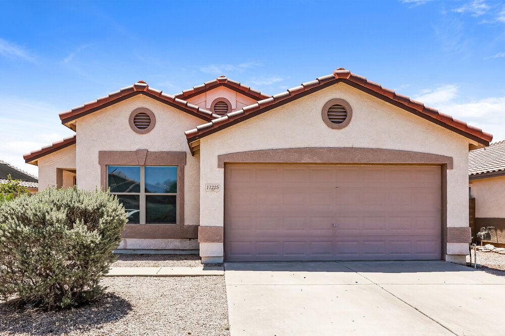 11225 E Quicksilver Ave photo 2