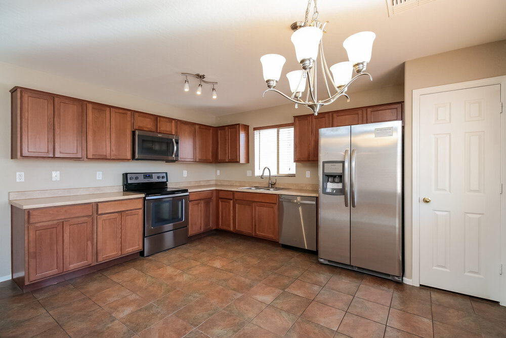 3855 W Belle Ave photo 4
