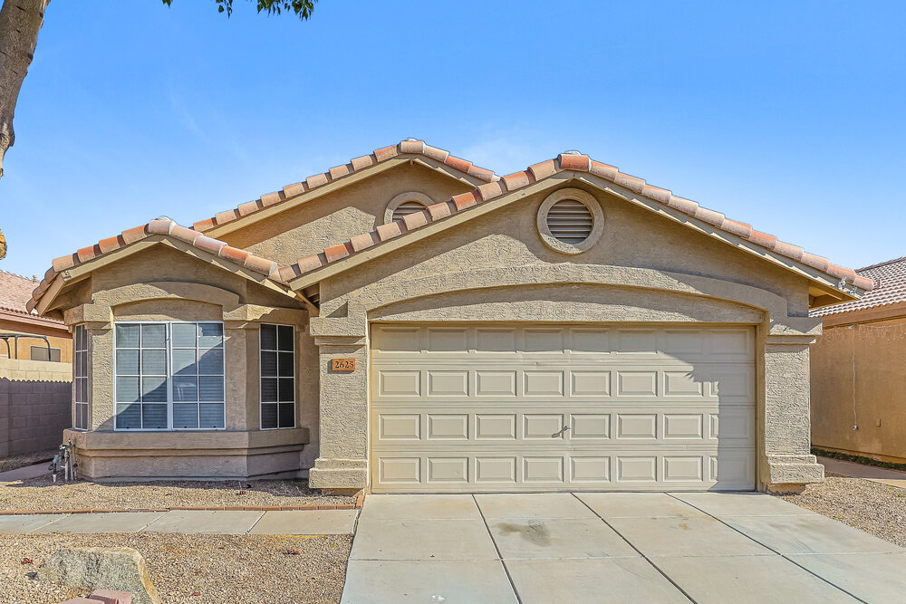 2625 S 156th Ave Goodyear, AZ 85338 photo 3