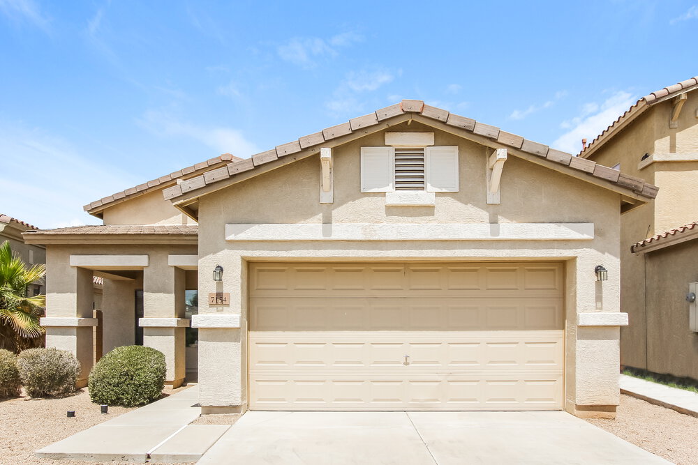 7154 W Globe Ave Phoenix, AZ 85043 photo 2