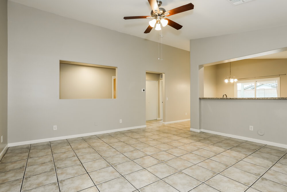 12621 W Bloomfield Rd photo 4