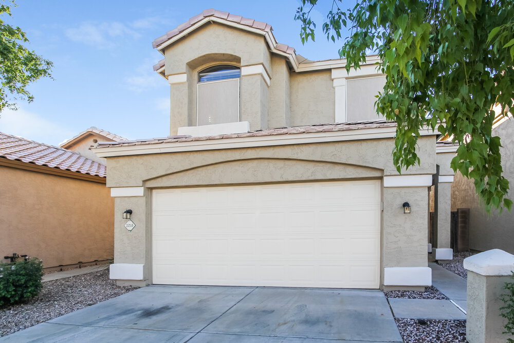 2018 N 106th Ln Avondale, AZ 85392 photo 2