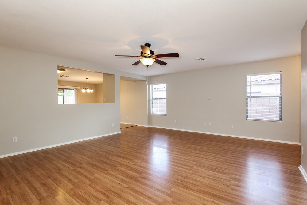 3008 W White Feather Lane photo 3