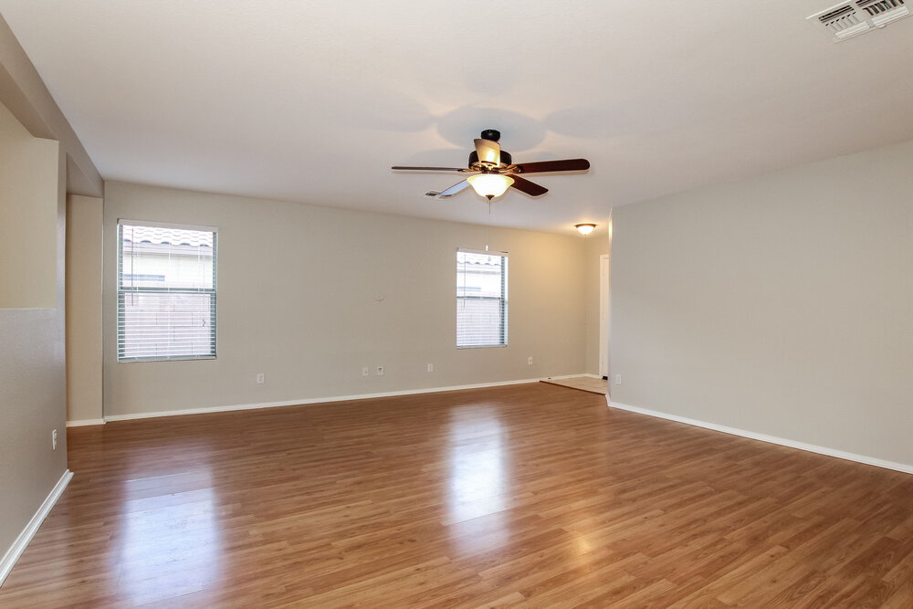 3008 W White Feather Lane photo 4