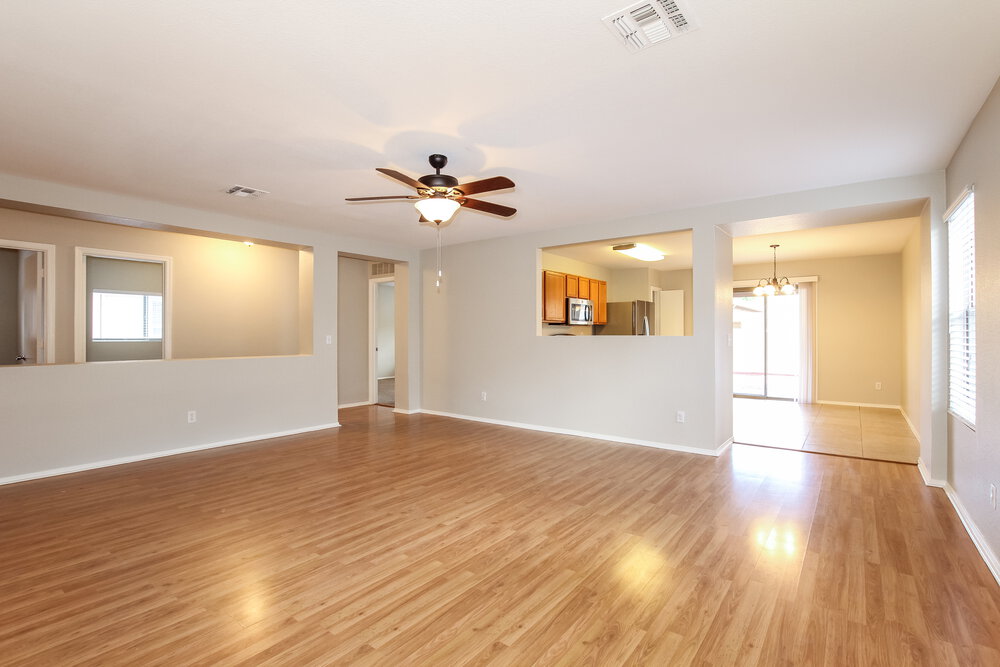 3008 W White Feather Lane photo 2