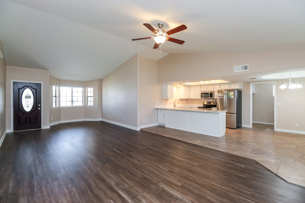 1330 N Terripin photo 4