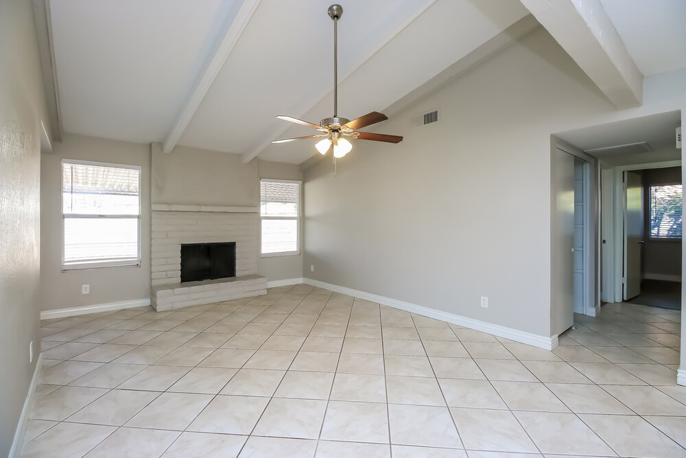 3060 E Emelita Ave photo 3