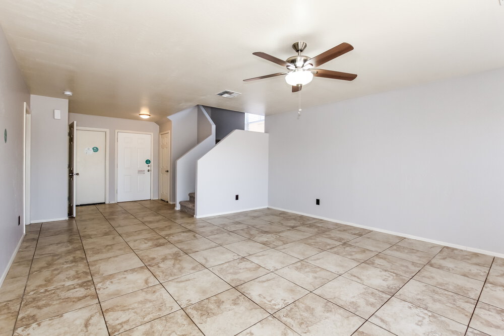 22807 W Gardenia Drive photo 4
