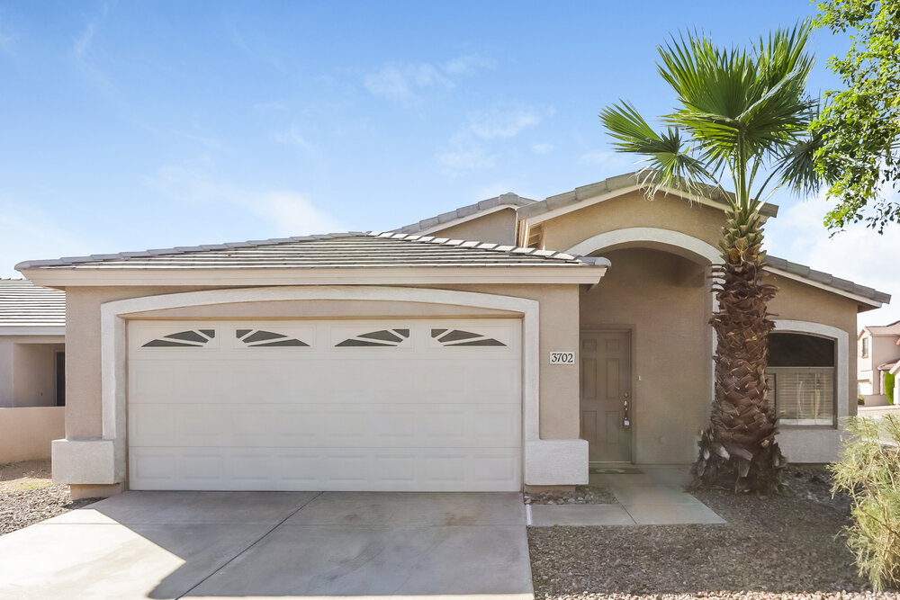 3702 S 62nd Ave Phoenix, AZ 85043 photo 2