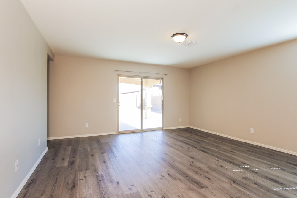 25422 W La Mont Ave photo 5