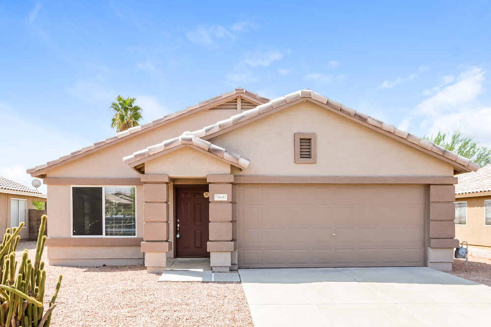 8643 E Capri Ave photo 2