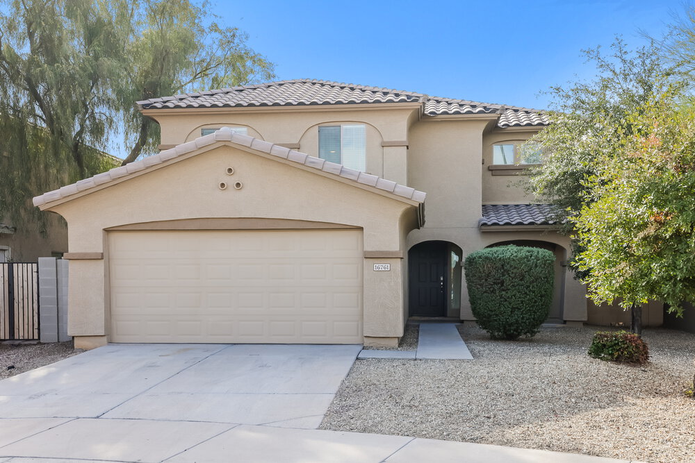 16761 W Maricopa St photo 2