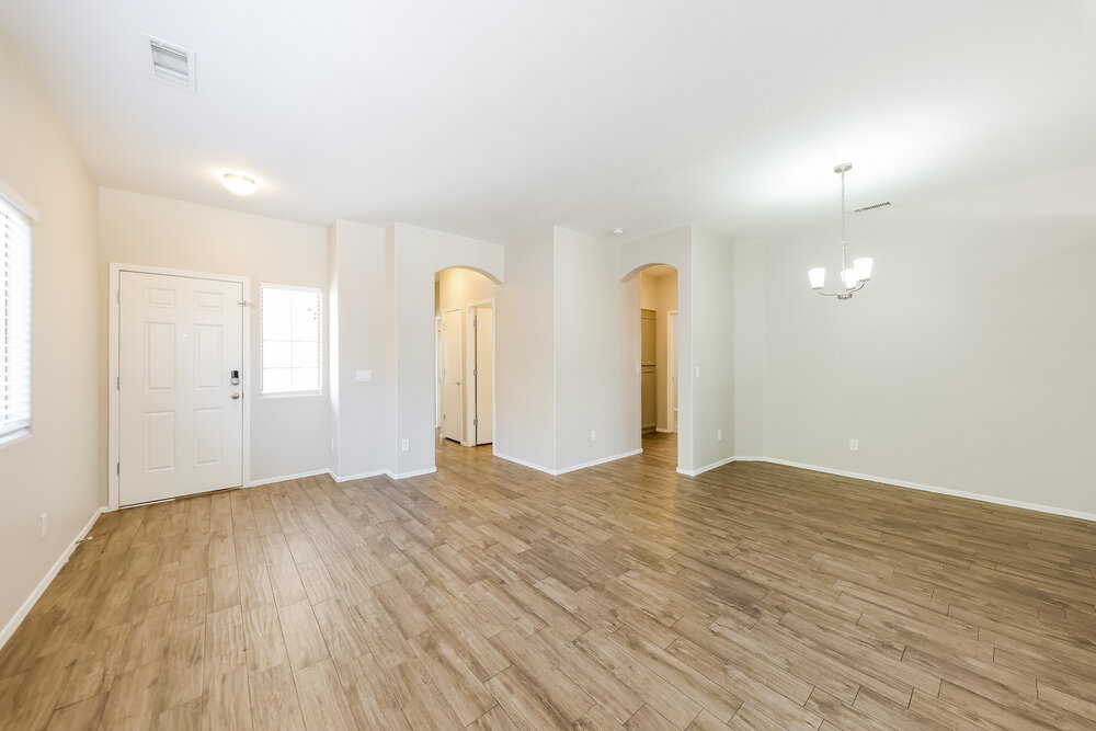 16862 W Post Dr photo 4