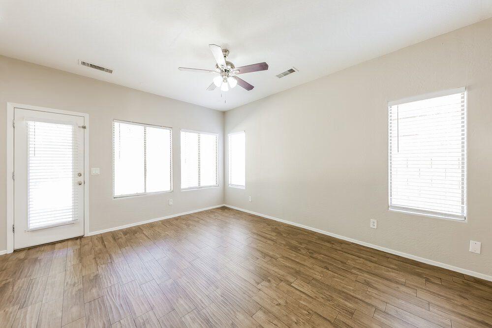 16862 W Post Dr photo 5