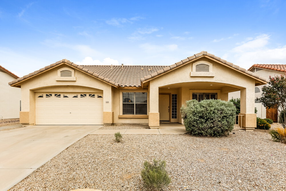 10014 W Irma Ln photo 2