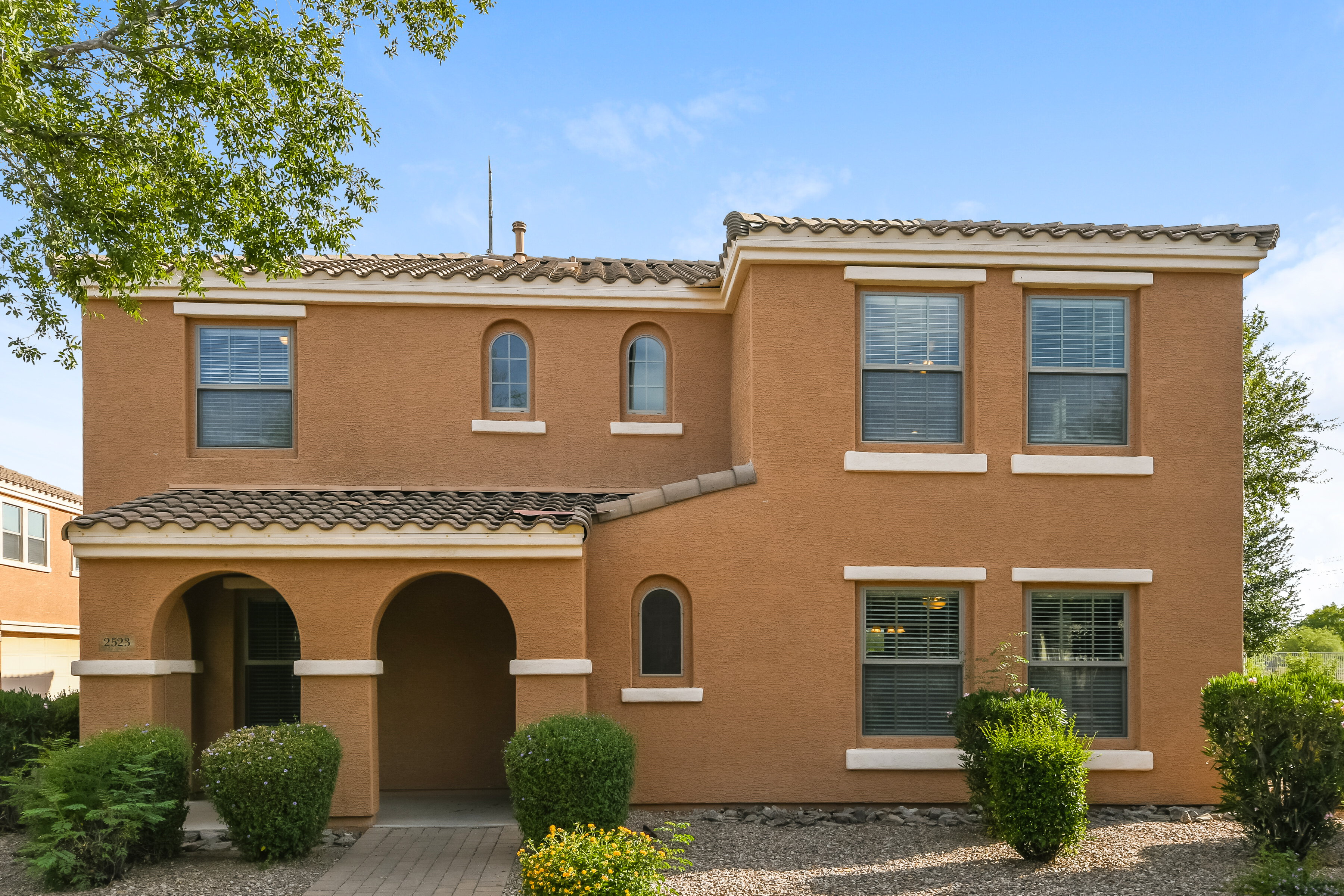 2523 E Bart St Gilbert, AZ 85295 photo 2