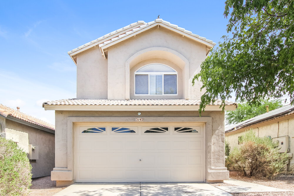 3142 E Kristal Way Phoenix, AZ 85050 photo 2